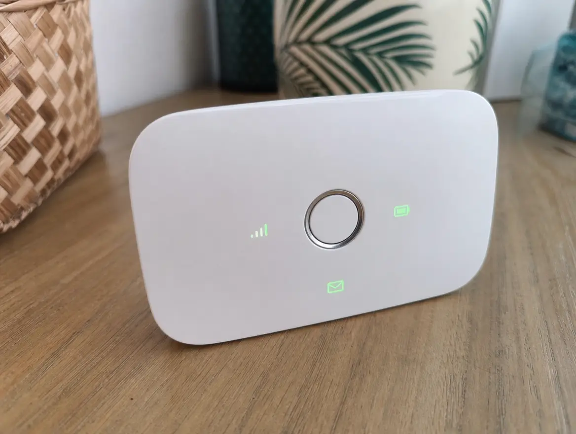 Routeur 4G débloqué, wifi pour toute la maison · 45 € (Chiconi)
