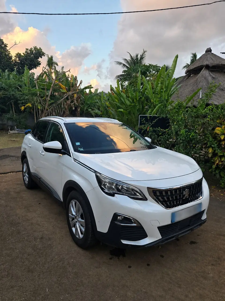 Peugeot 3008 — 14900 € (Tsingoni)