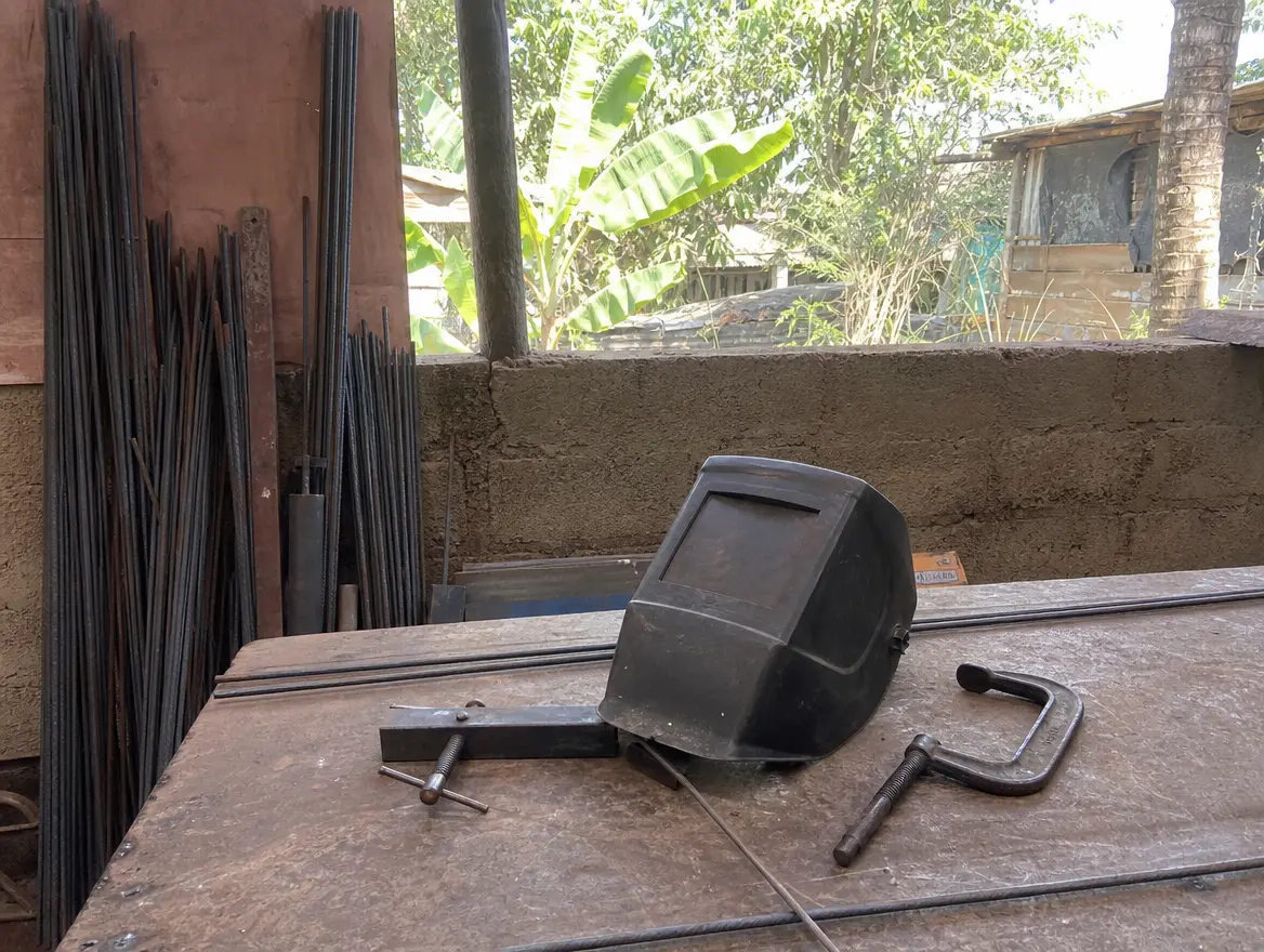 Soudeur / ferrailleur, Dembéni · 1700 € (Dembéni)