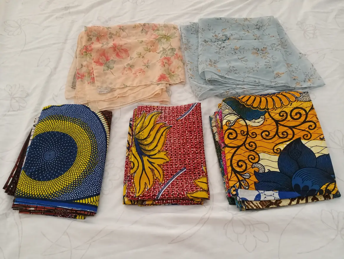 Coupons de tissu wax 6 yards + deux kishali · 20 € (Kani-Kéli)