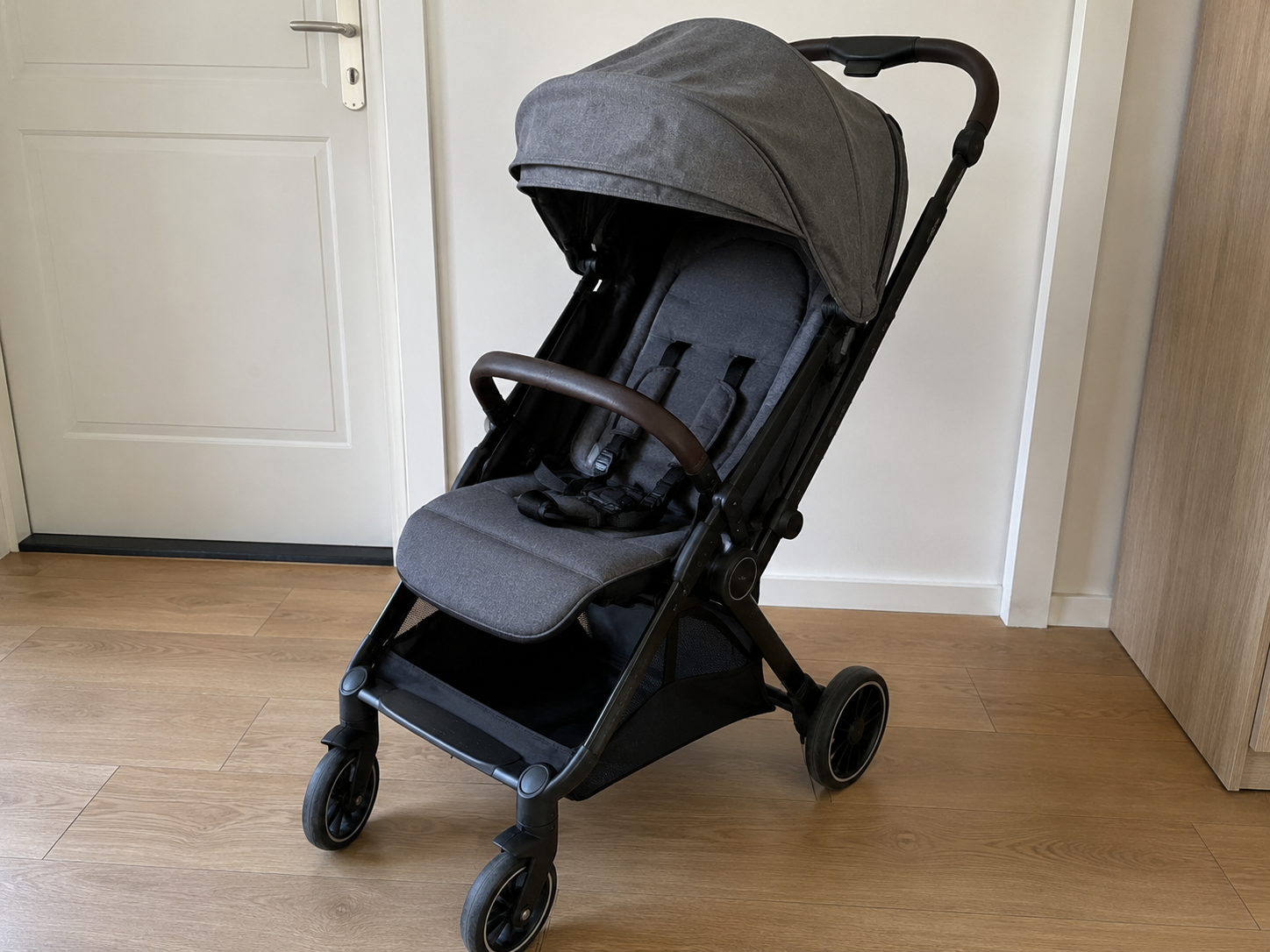 Poussette bébé — 30 € (Dzaoudzi)