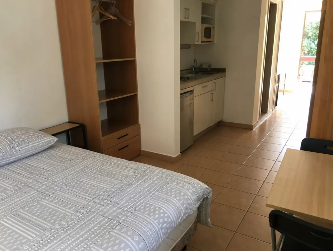 Studio meublé à louer proche du port de Dzaoudzi · 480 € (Dzaoudzi)