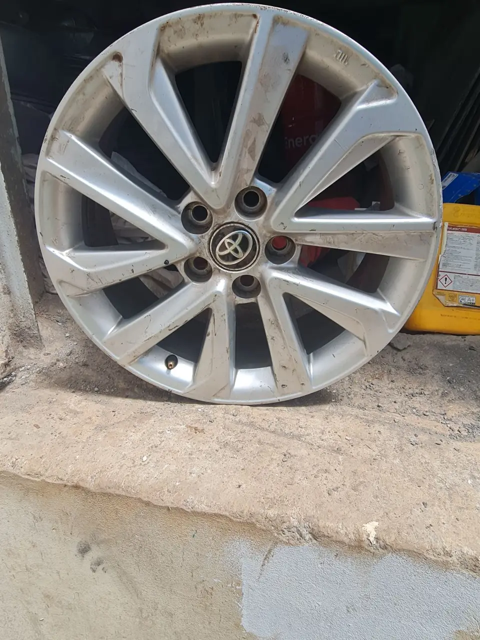 Jante Toyota à Ouangani