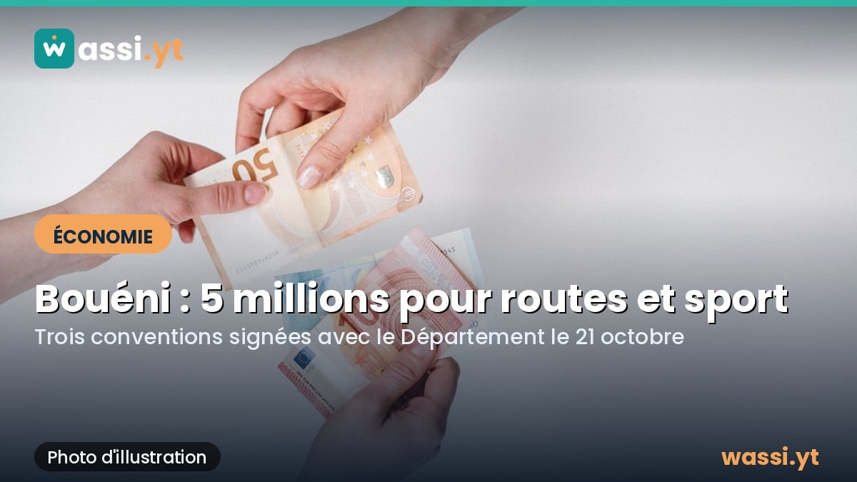 Bouéni : 5 millions d'euros signés pour refaire les routes et les équipements sportifs