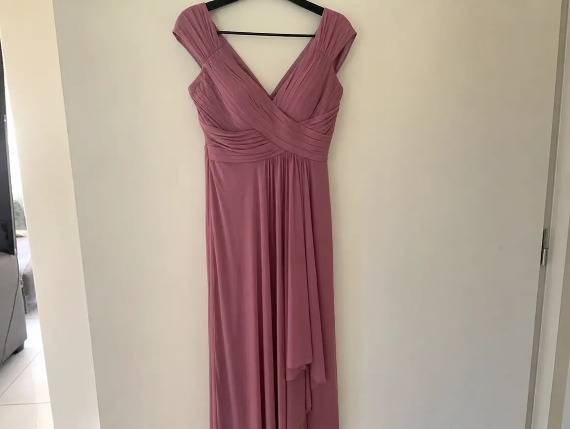 Robe de cérémonie à Dzaoudzi